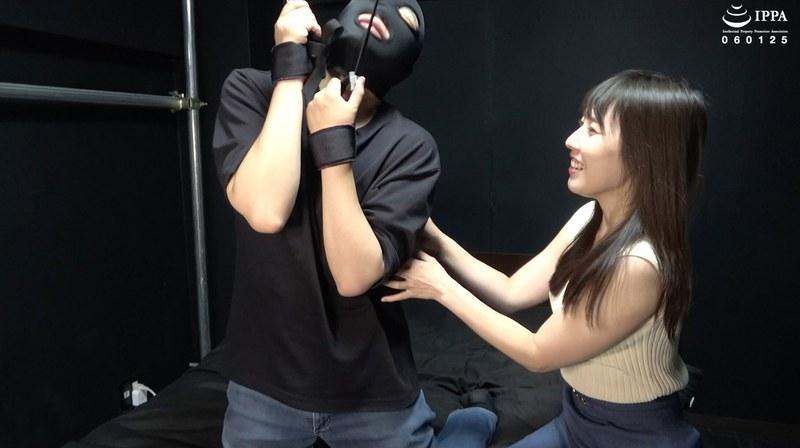 【野上しおり】 【F/Mくすぐり】色っぽいお姉さんのはじめての拘束M男くすぐり 野上しおり